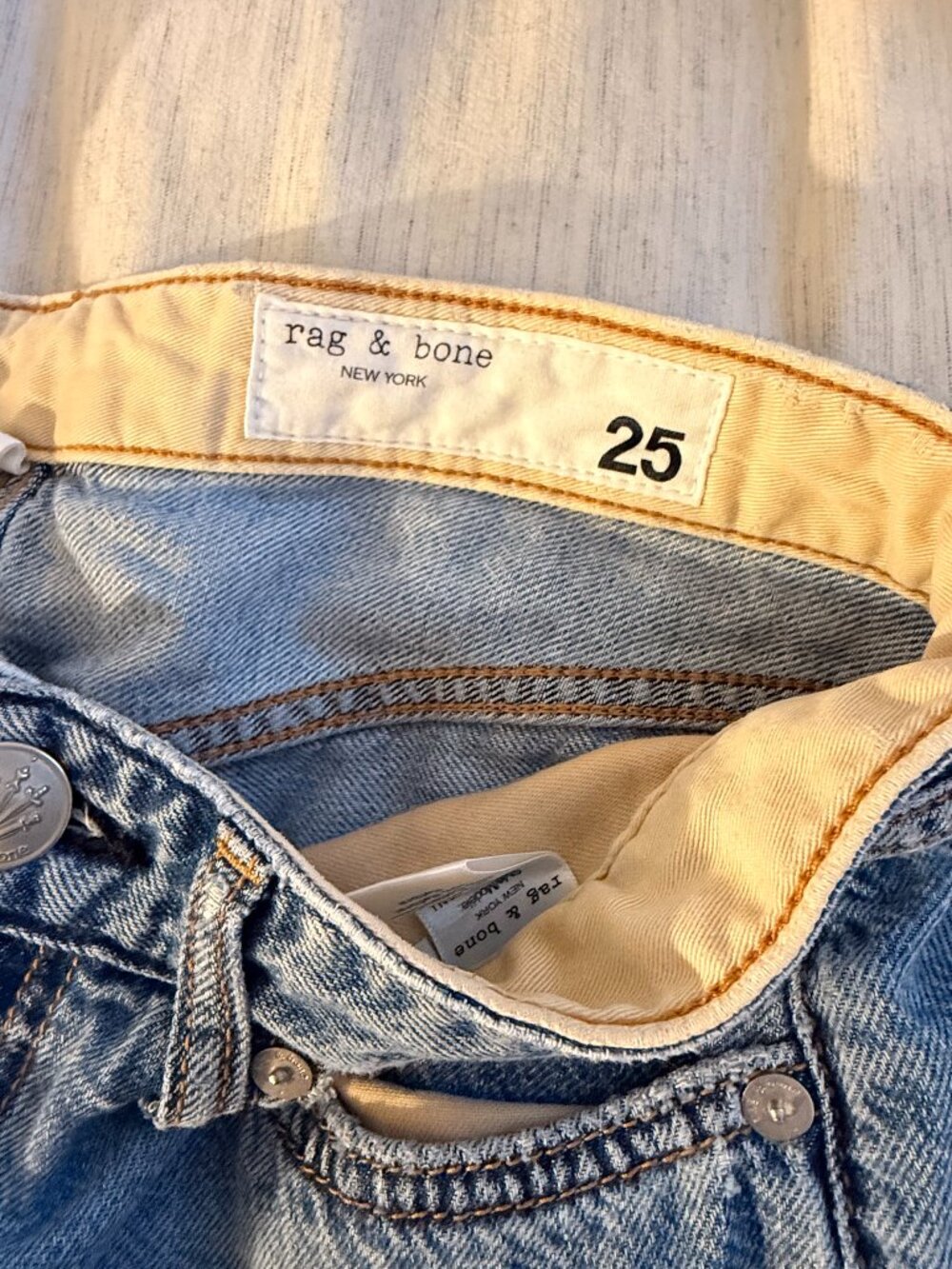 rag & bone Logan Mid Rise Featherweight Jeans - size 25 - Picture 11 of 12